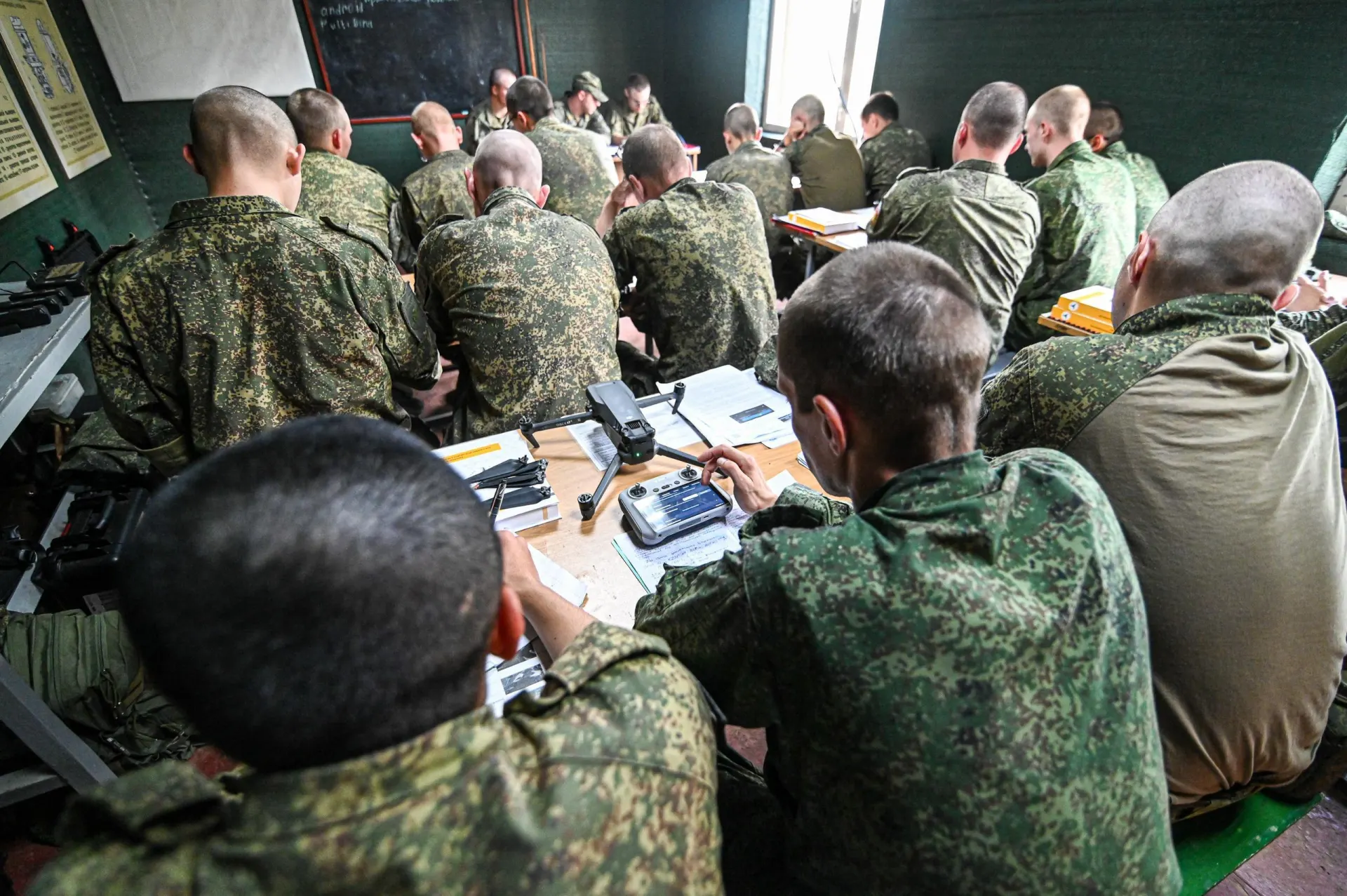Повестки для призывников будут выдавать через единый реестр воинского учёта.