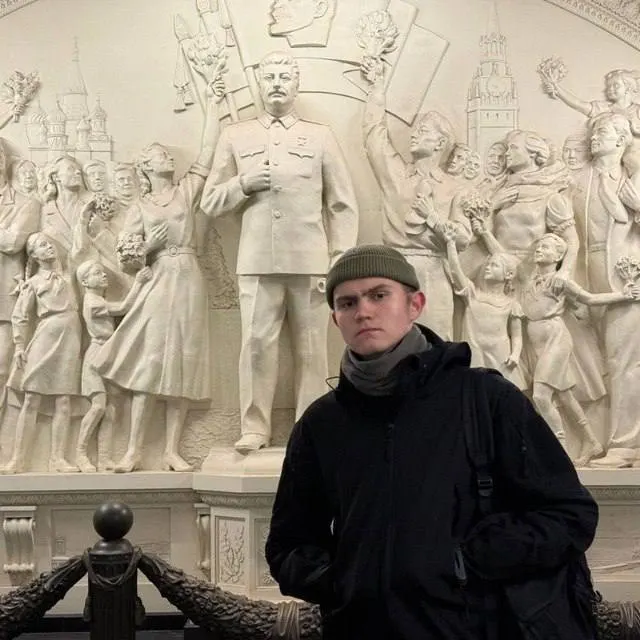 Активиста Алексея Сорокина оштрафовали за агитацию вне агитационного периода; сумма штрафа — 5 тысяч рублей.