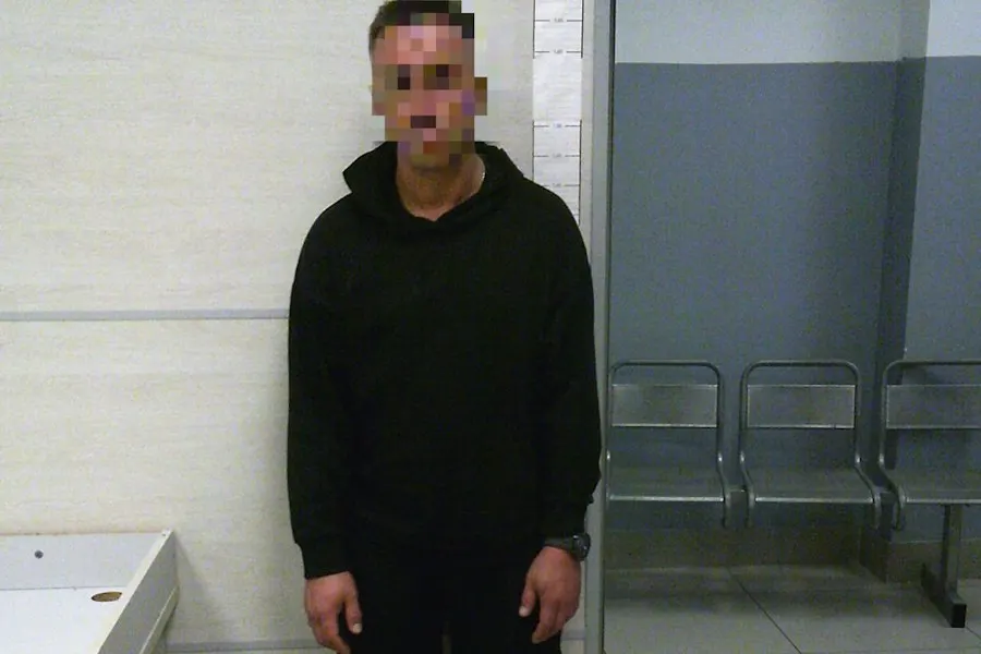 В аэропорту Храброво транспортная полиция возбудила два административных протокола по мелкому хулиганству в отношении двух пассажиров рейса Москва — Калининград: 66-летний москвич и 39-летний житель Оренбургской области.