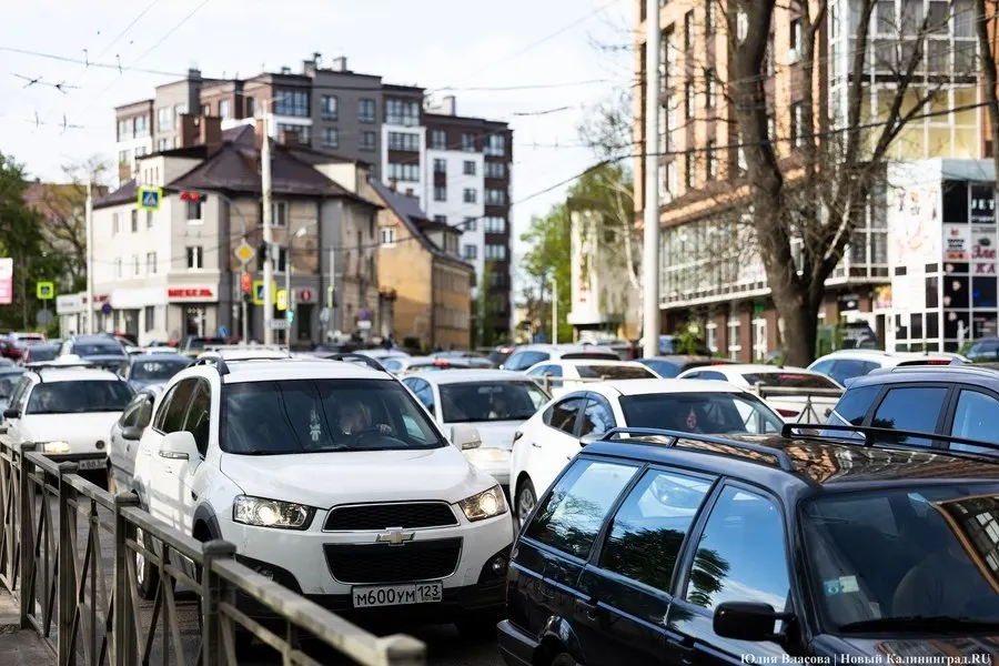 Региональные данные: падение выдачи автокредитов на 9,3% в сентябре 2026 года; общероссийские показатели демонстрируют спад на 13,3%.