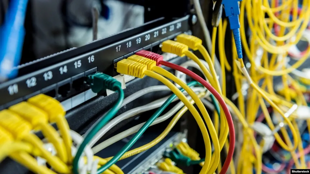 Предложено создать резервный центр обработки данных на судный день, чтобы восстанавливать сервисы после атак на дата‑центры в Рязанской, Калужской и Владимирской областях; обсуждается переход к географически распределённой инфраструктуре в ЦФО.
