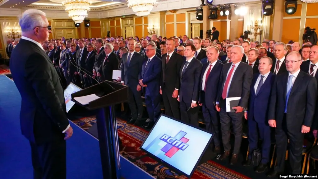 Крупный бизнес направил сотни миллиардов рублей на поддержку бюджета в условиях военного времени, что позволило частично снизить дефицит бюджета.