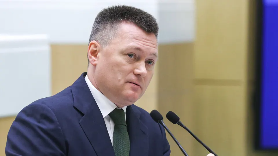 Российские власти расширяют сотрудничество с китайскими инвесторами и обсуждают меры правовой защиты на фоне снижения инвестиций в Россию из Китая в условиях конфликта на Украине.