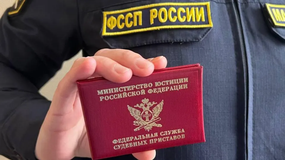 За период 18–21 сентября банки зафиксировали резкий рост обращений от ФССП к счетам должников: миллионы запросов за короткое время и риск штрафов за задержку в ответах.