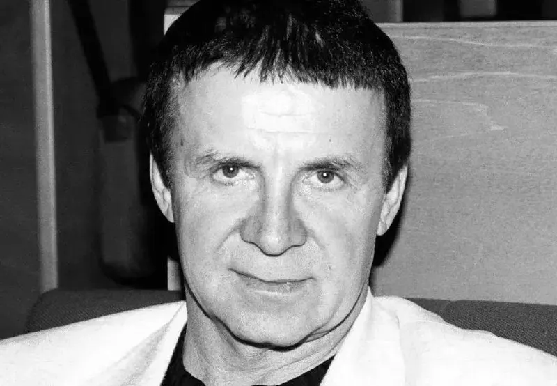 Дата и место прощания объявлены.