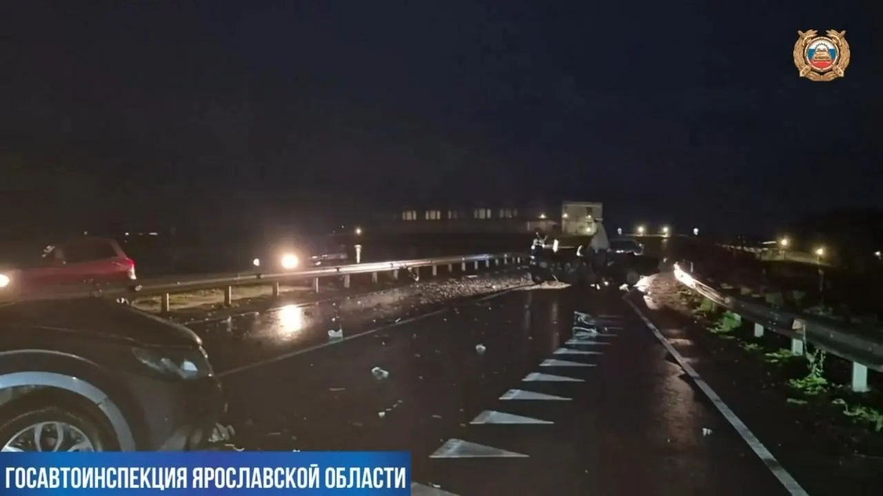 27 сентября в Рыбинске на Шекснинском шоссе произошло столкновение: погиб 77-летний Владимир Андреев, основатель клуба, ещё пять человек пострадали. Продолжаются поиски свидетелей.