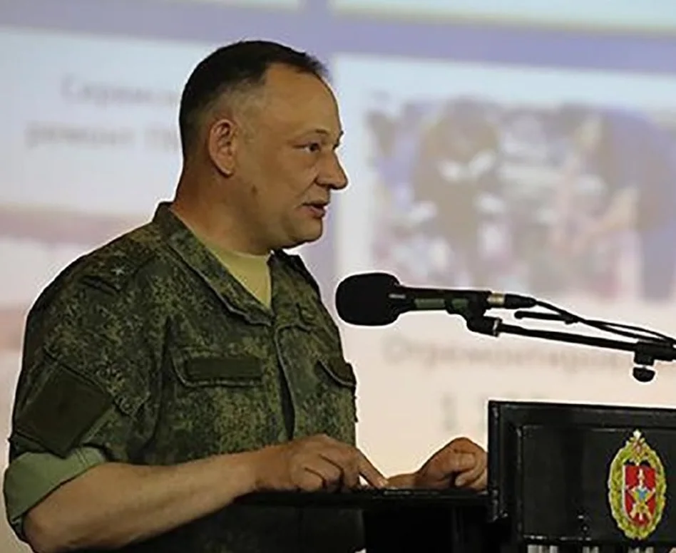 Начальник управления учебно‑материальной базы ГУ боевой подготовки ВС РФ заключён под стражу по решению суда. Расследование продолжается, ходатайство следствия рассмотрено, обвинение пока не оглашено.